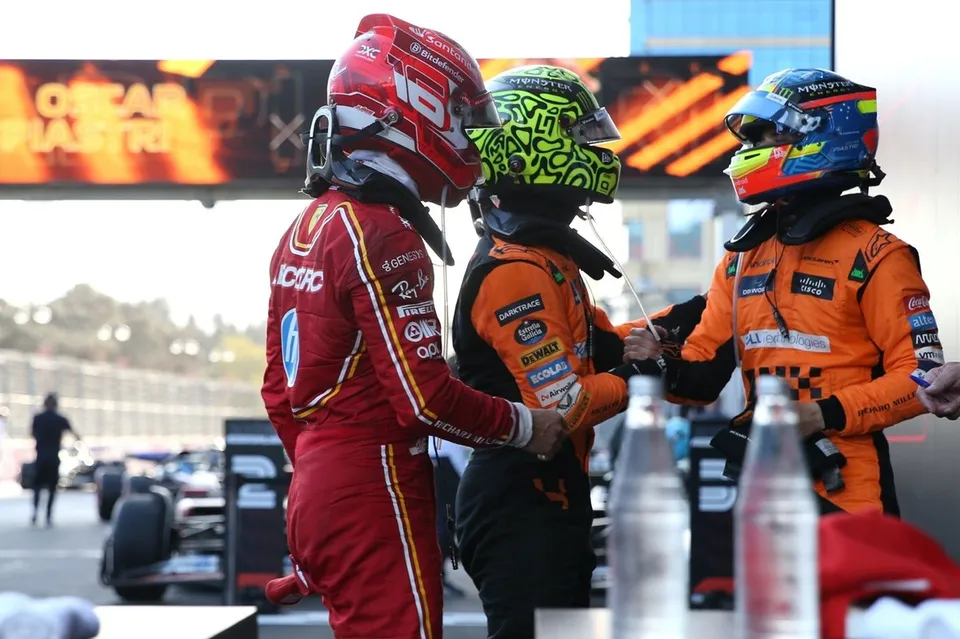 El Culebrón del GP de Azerbaiyán: Lando y Sergio Se Enfrentan